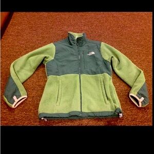EUC The North Face Green Women’s S/P long sleeve fleece lined insulated jacket
